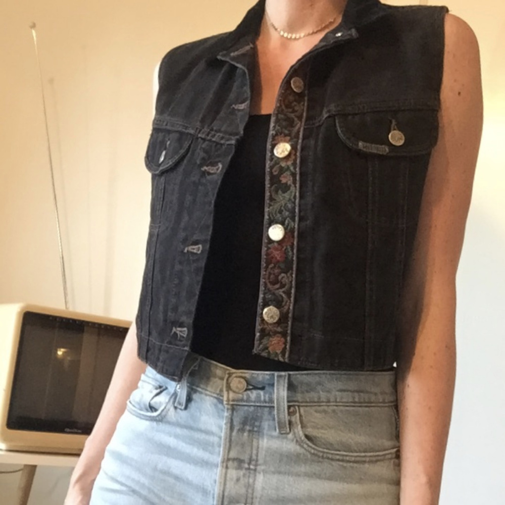 vintage 90s Lee Riveted denim button-up crop vest